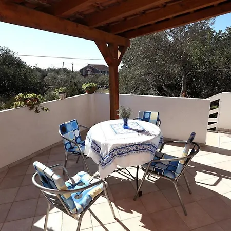 Apartamento By The Sea Drvenik Mali
